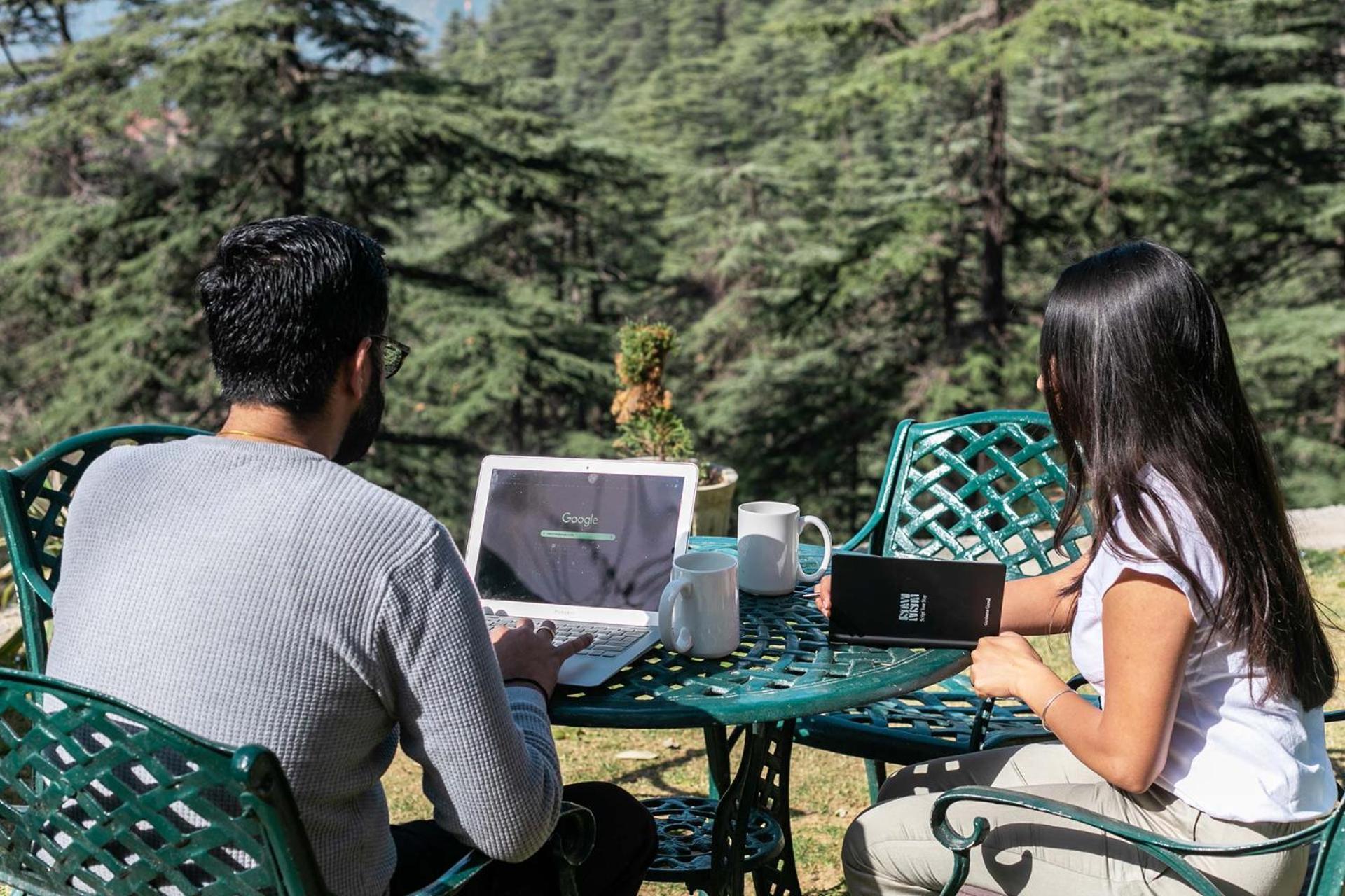 StayVista at Pine Estate Shimla Exterior foto