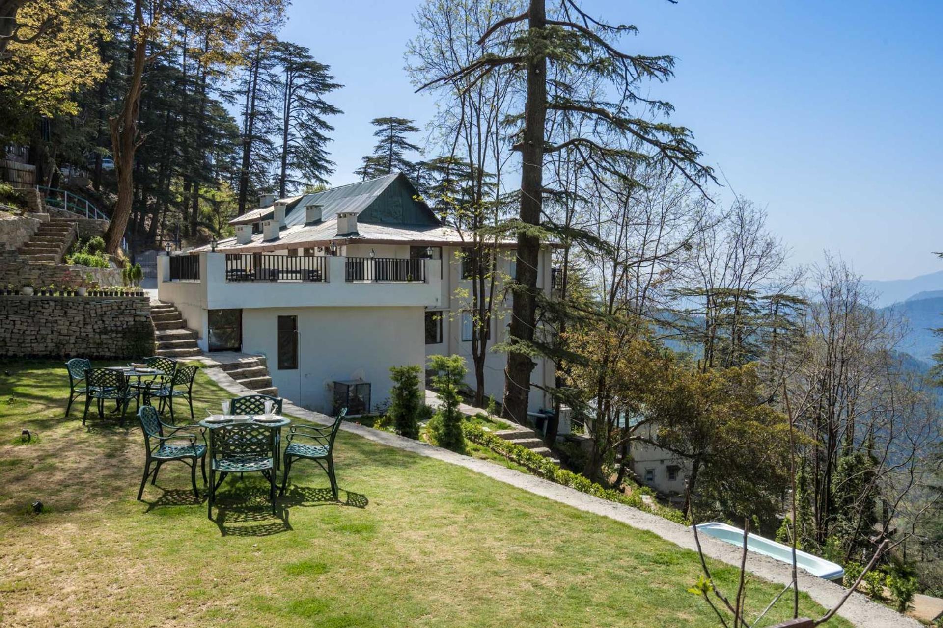 StayVista at Pine Estate Shimla Exterior foto